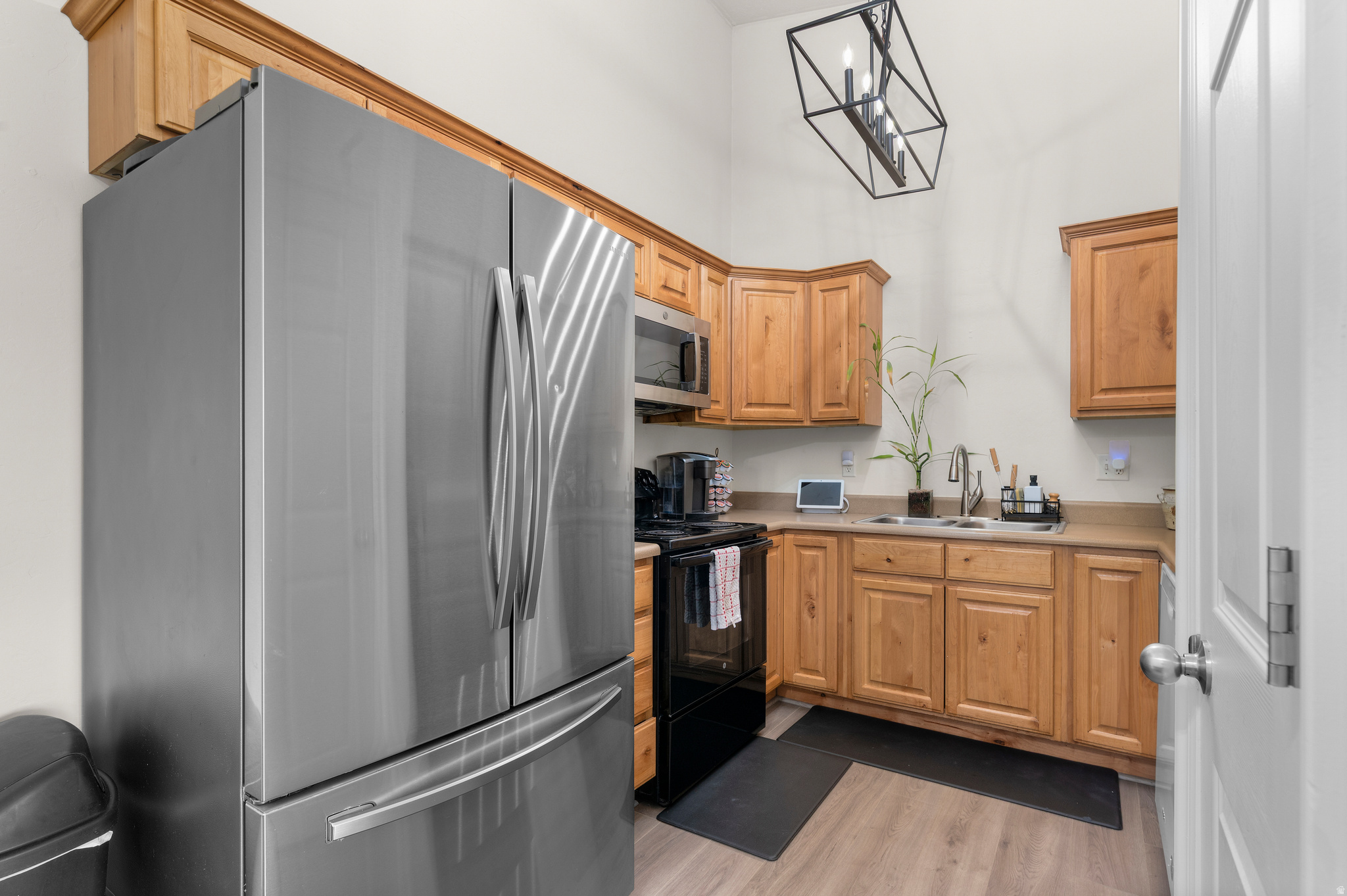 HILLCREST - Residential