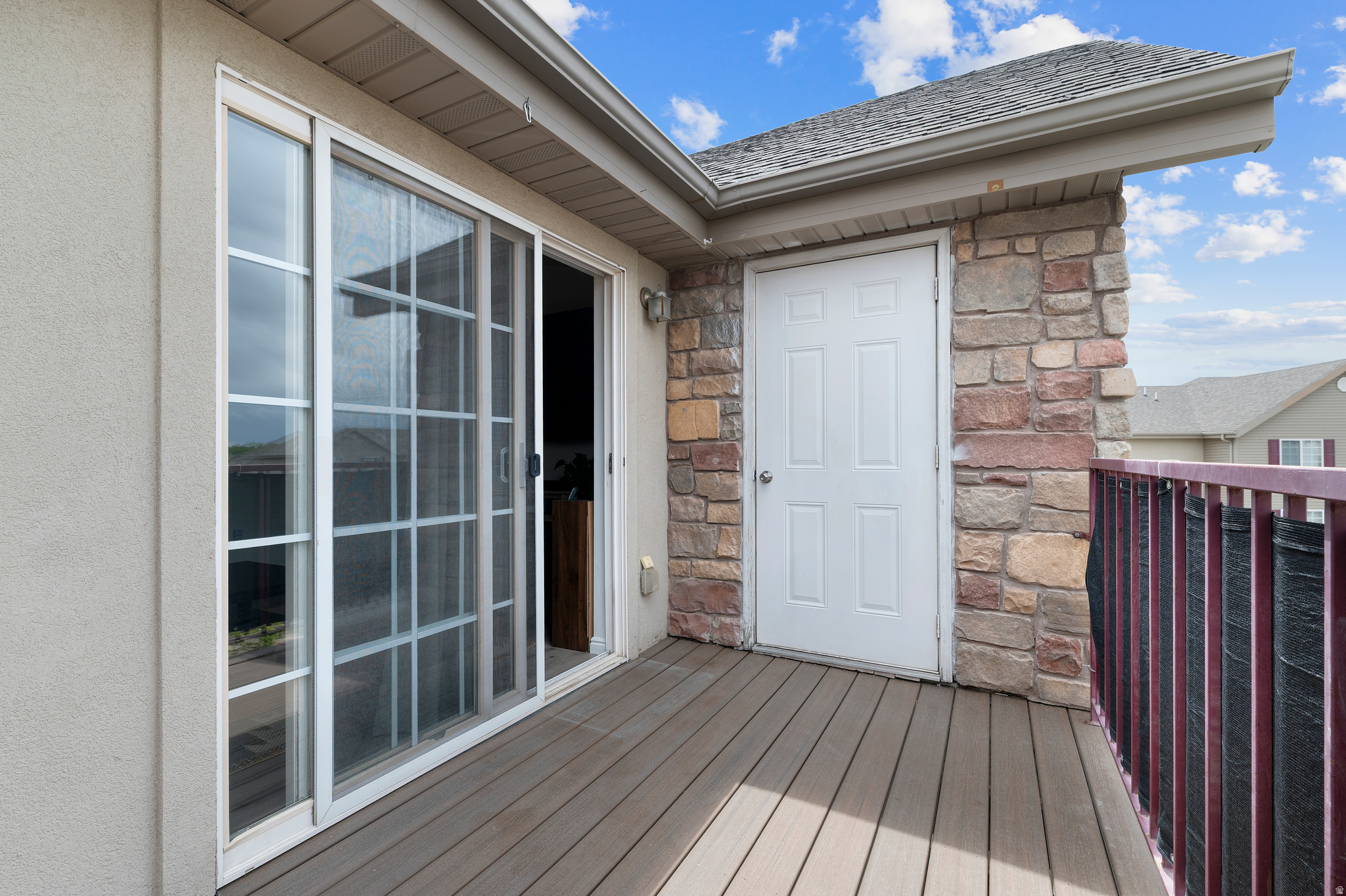 HILLCREST - Residential