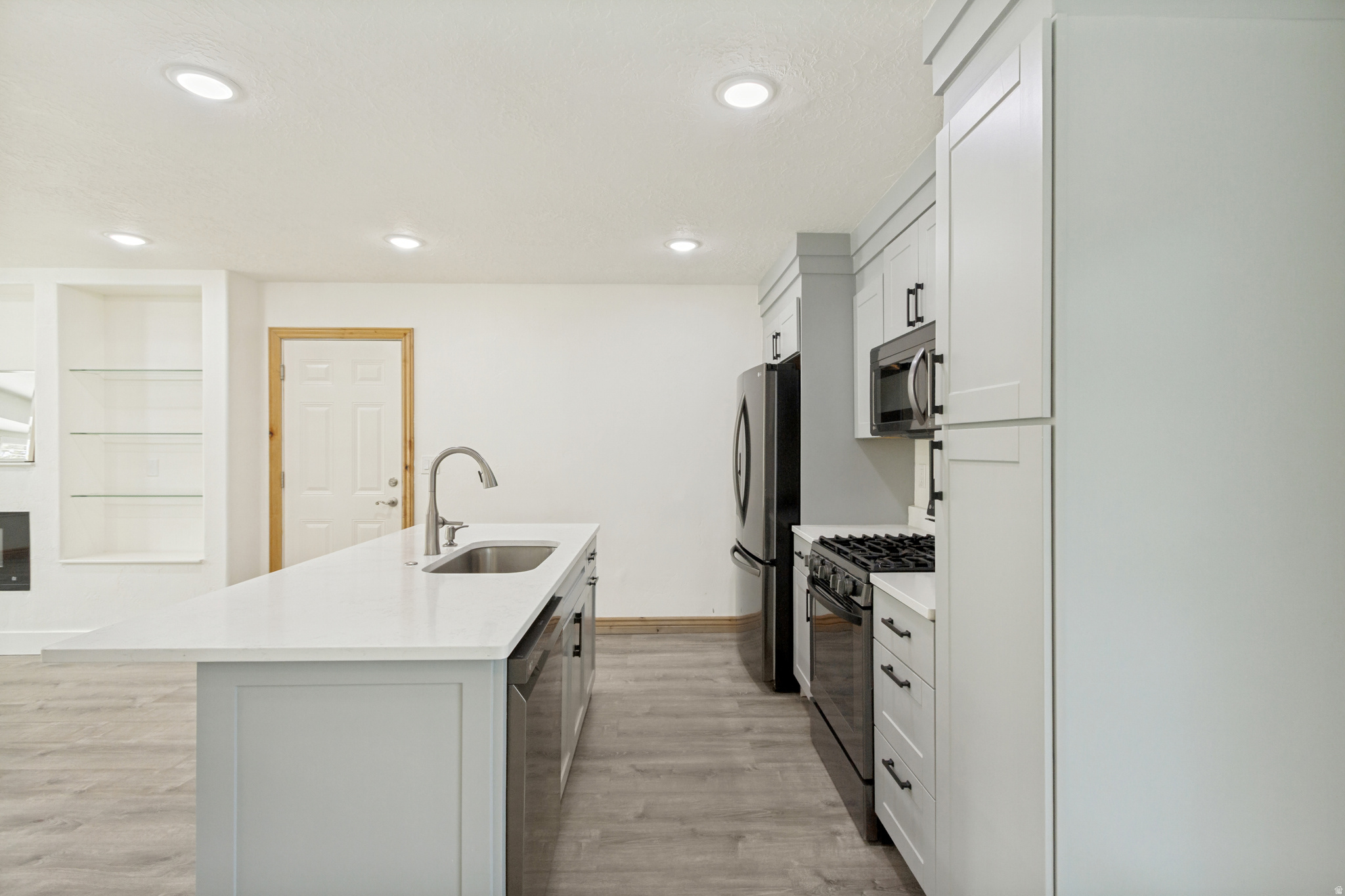 MIDVALLEY TERRACE - Residential