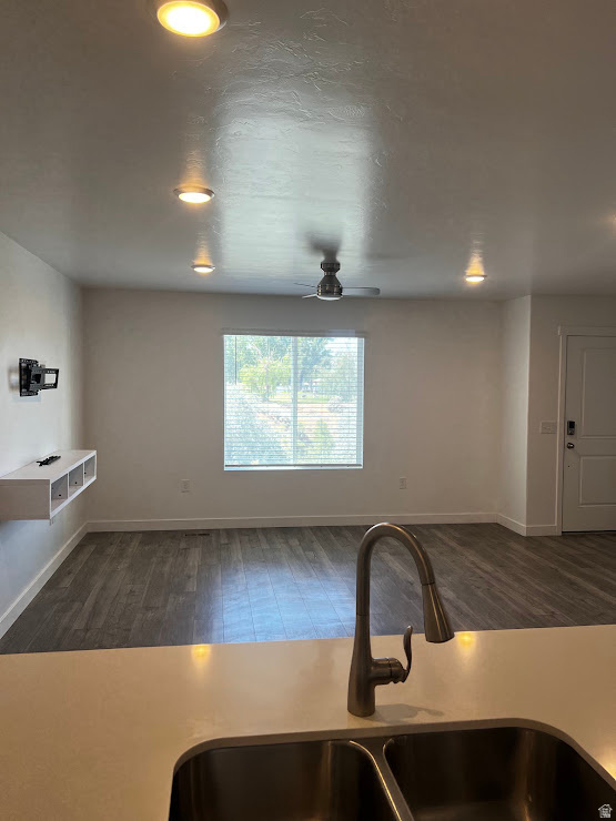 THE PARK TOWNHOMES - Residential