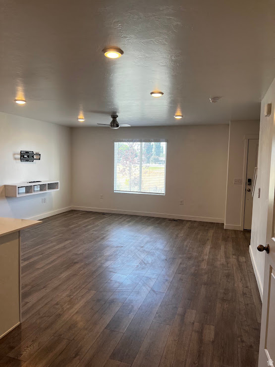 THE PARK TOWNHOMES - Residential