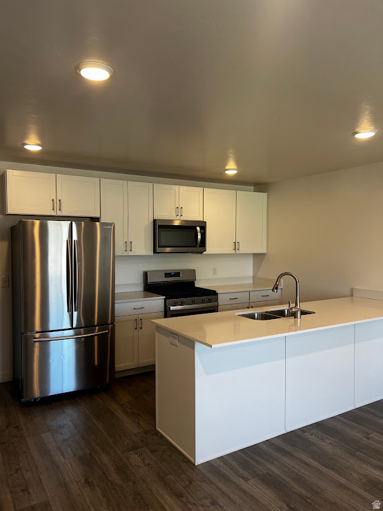 THE PARK TOWNHOMES - Residential