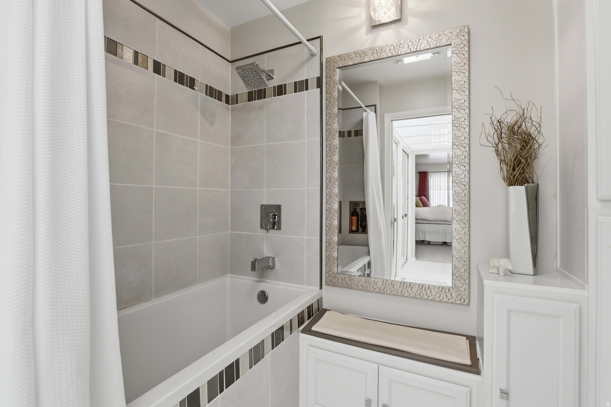 WOODBRIDGE CONDM - Residential