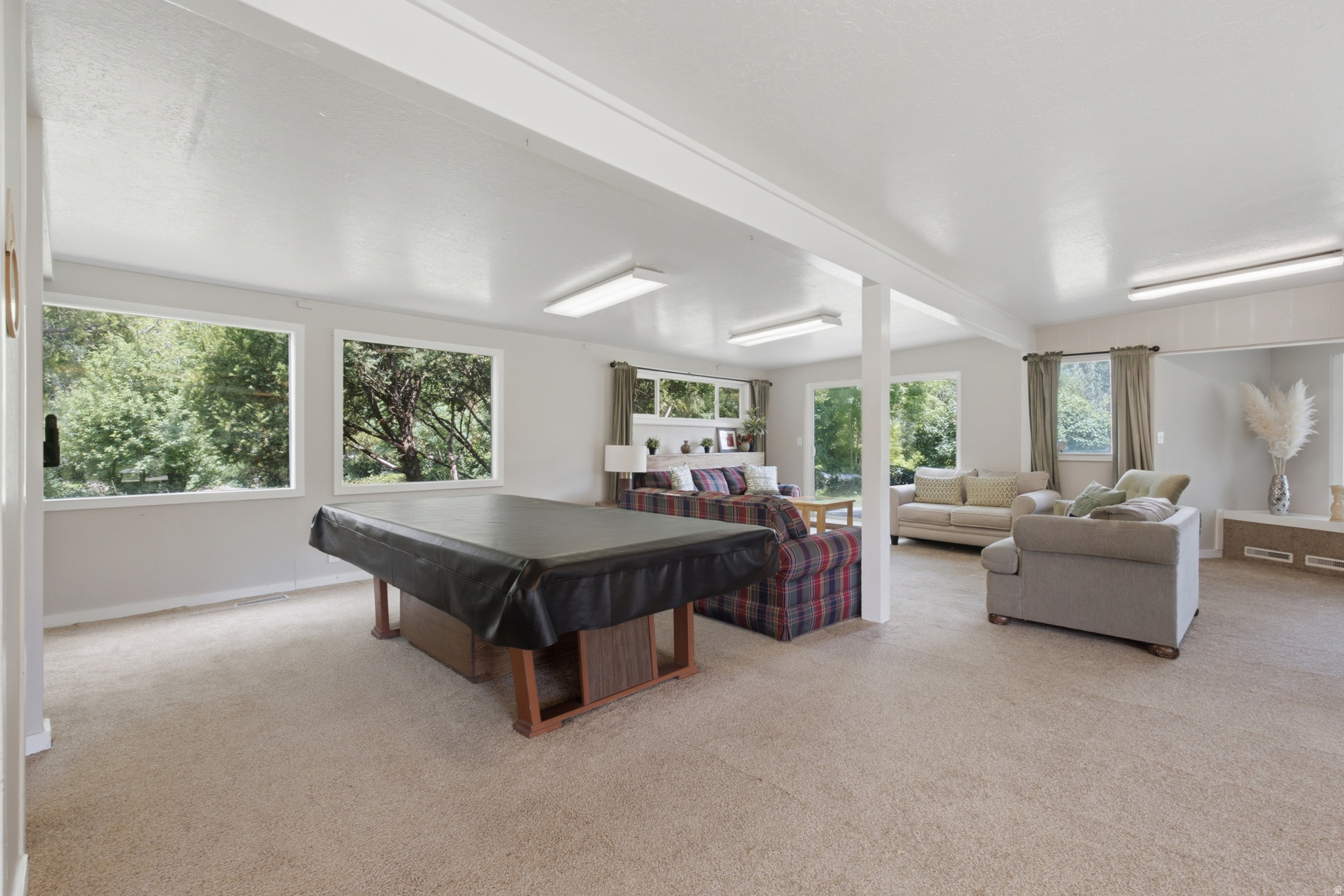 WOODBRIDGE CONDM - Residential