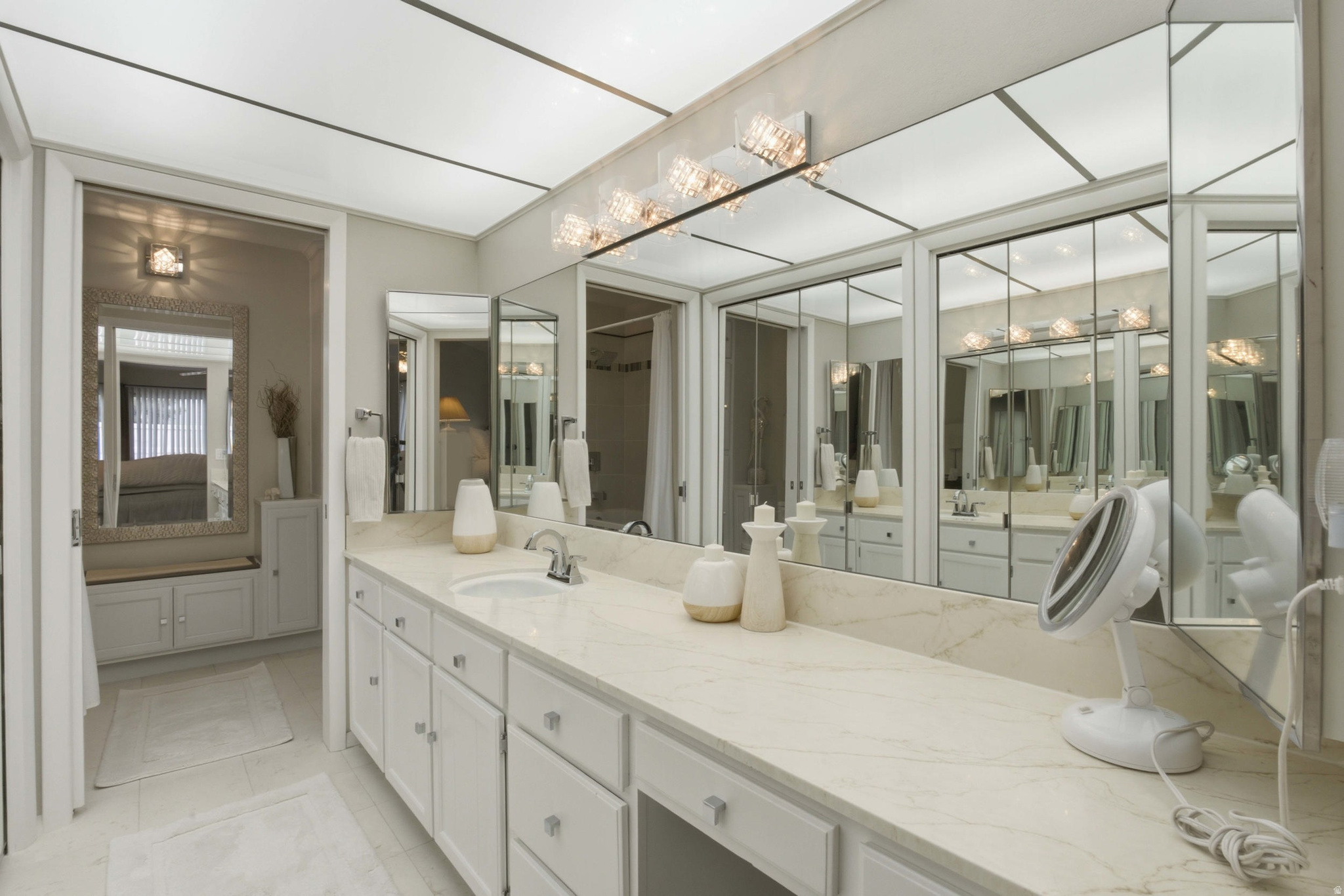 WOODBRIDGE CONDM - Residential