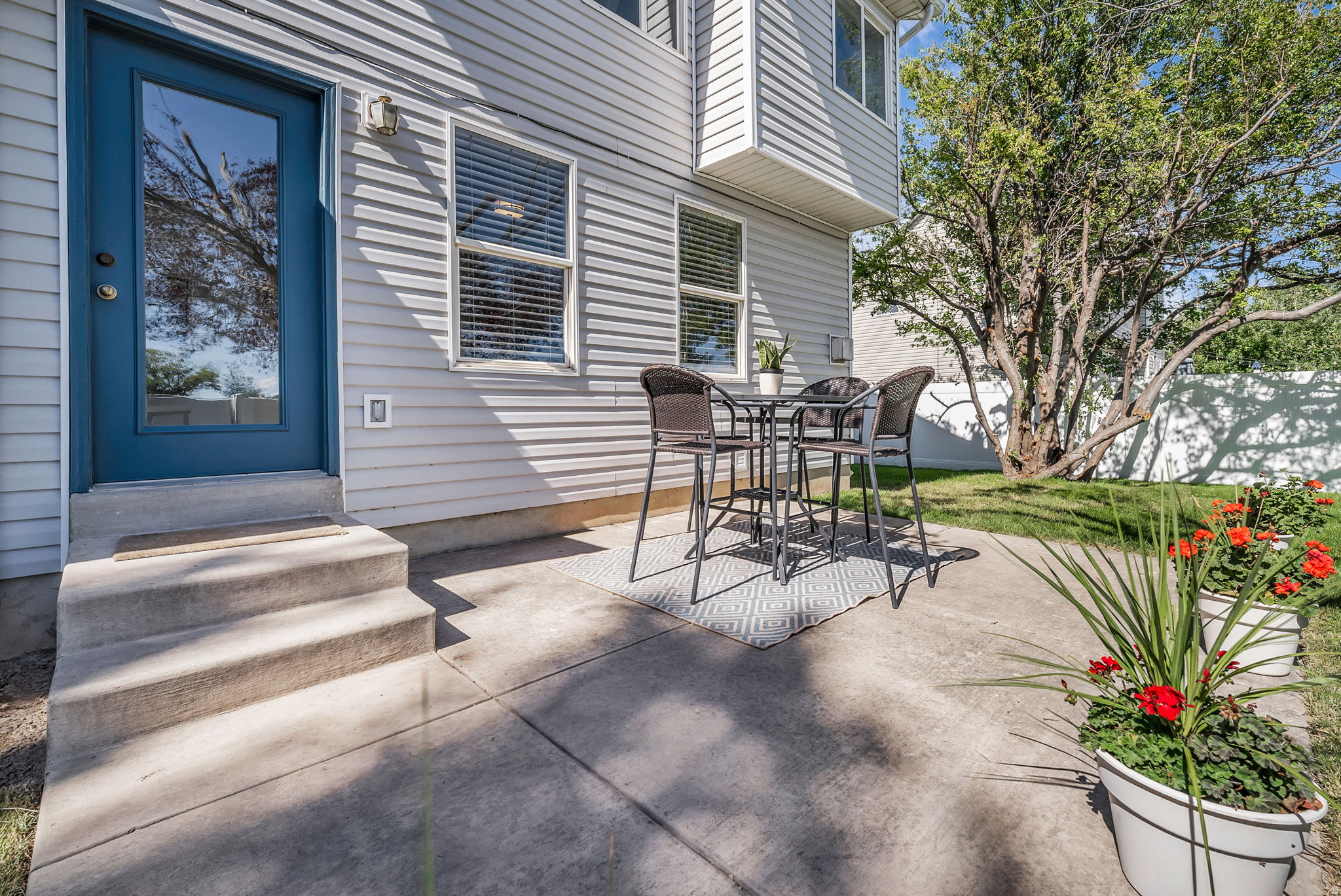 STONEGATE - Residential