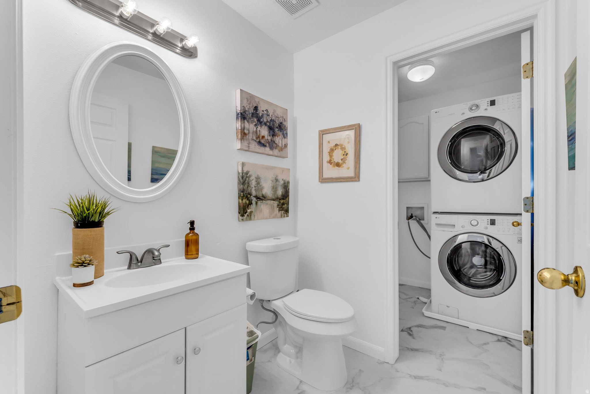 STONEGATE - Residential