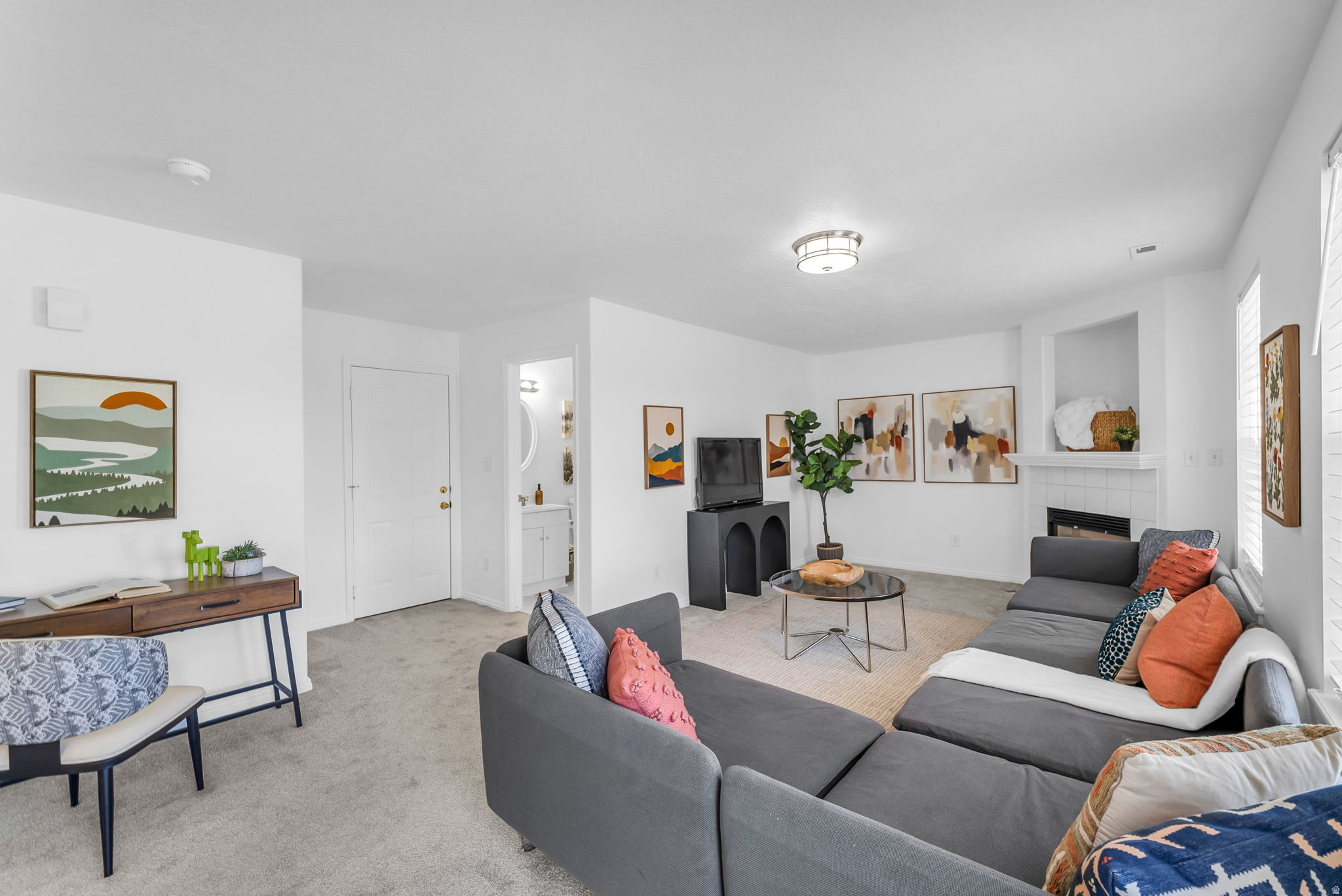 STONEGATE - Residential