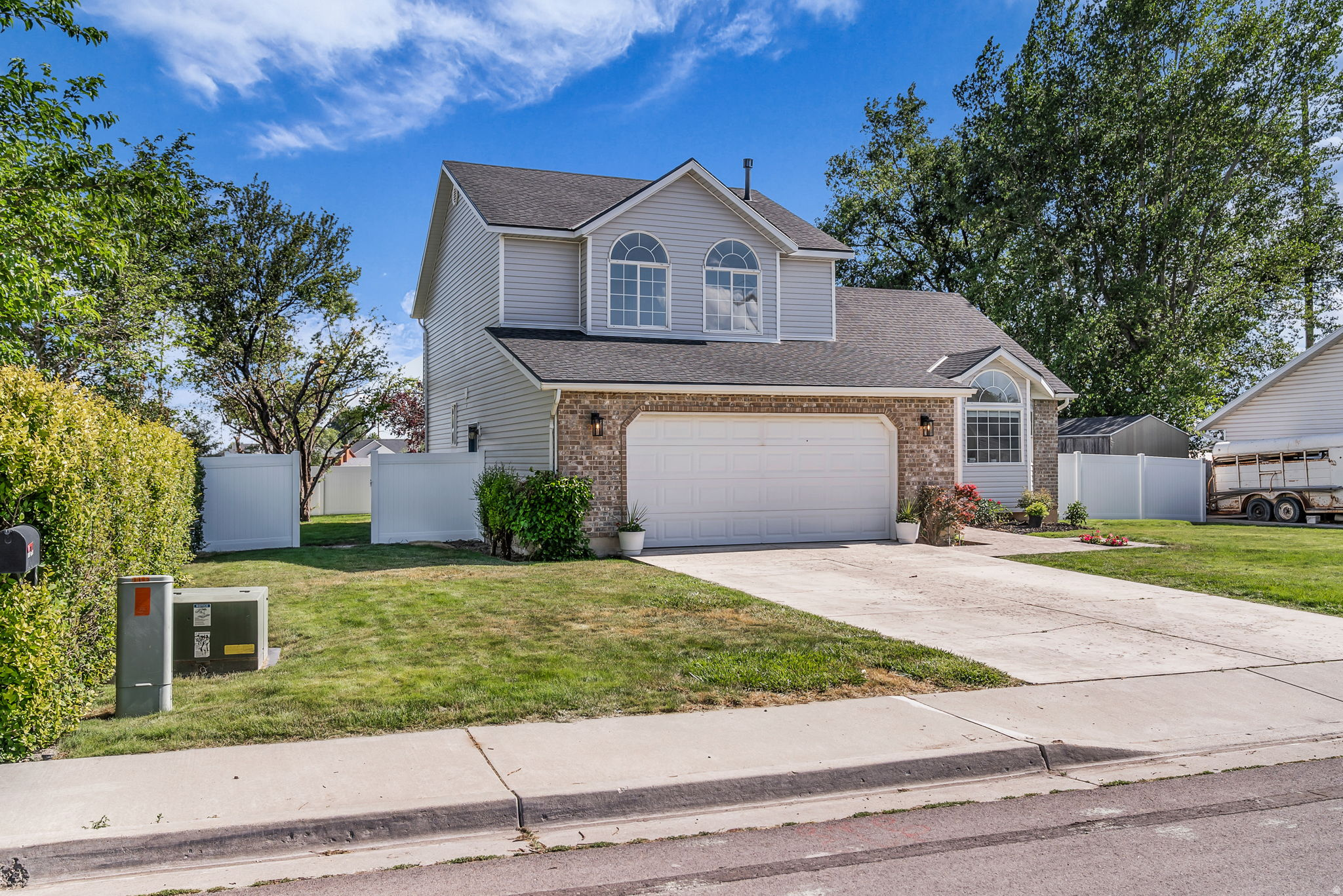 STONEGATE - Residential