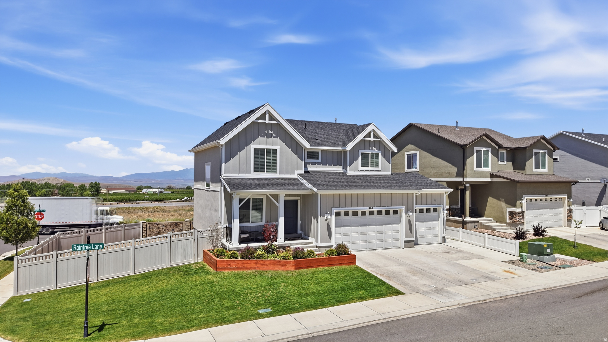FOOTHILL VILLAGE - Residential
