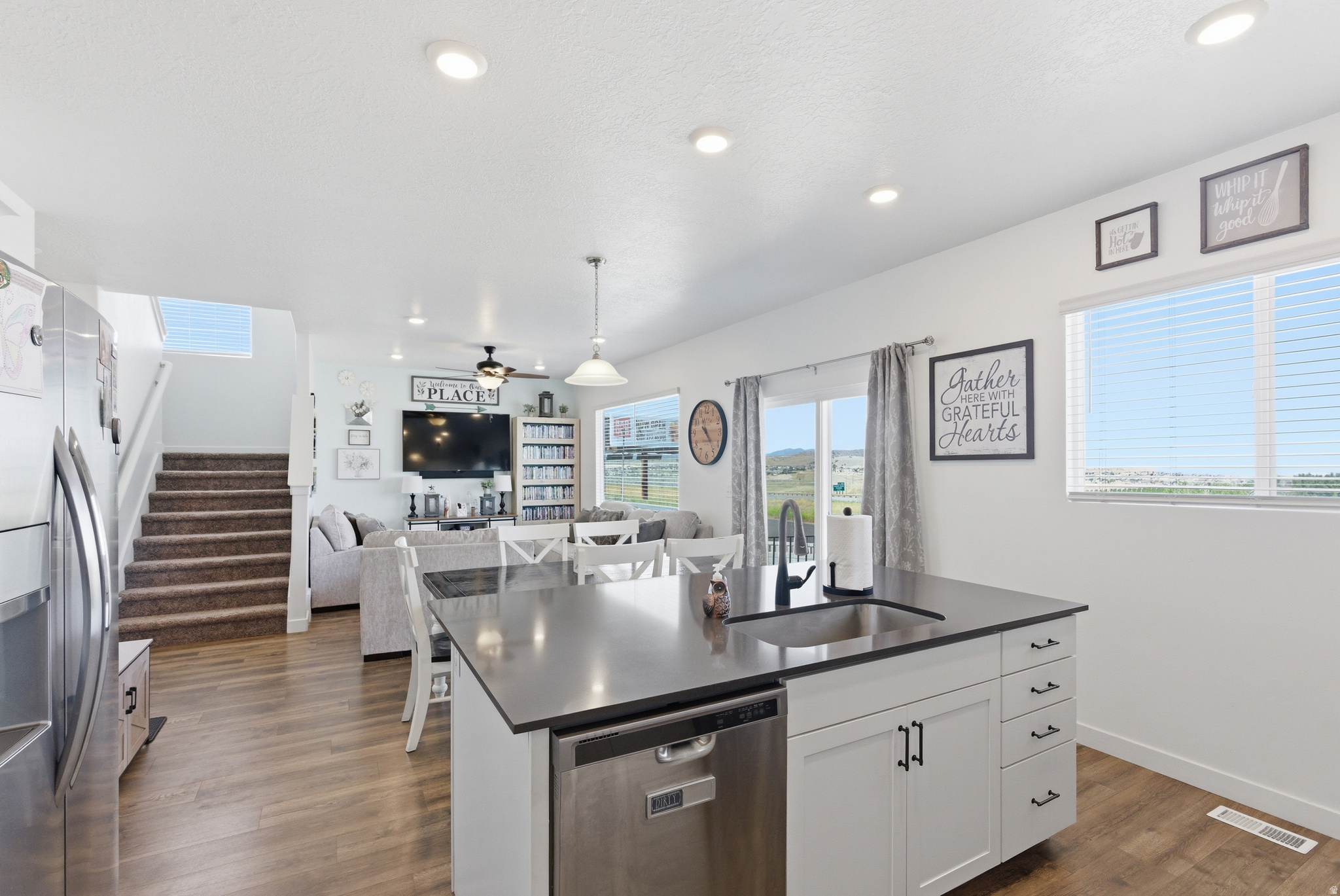 FOOTHILL VILLAGE - Residential
