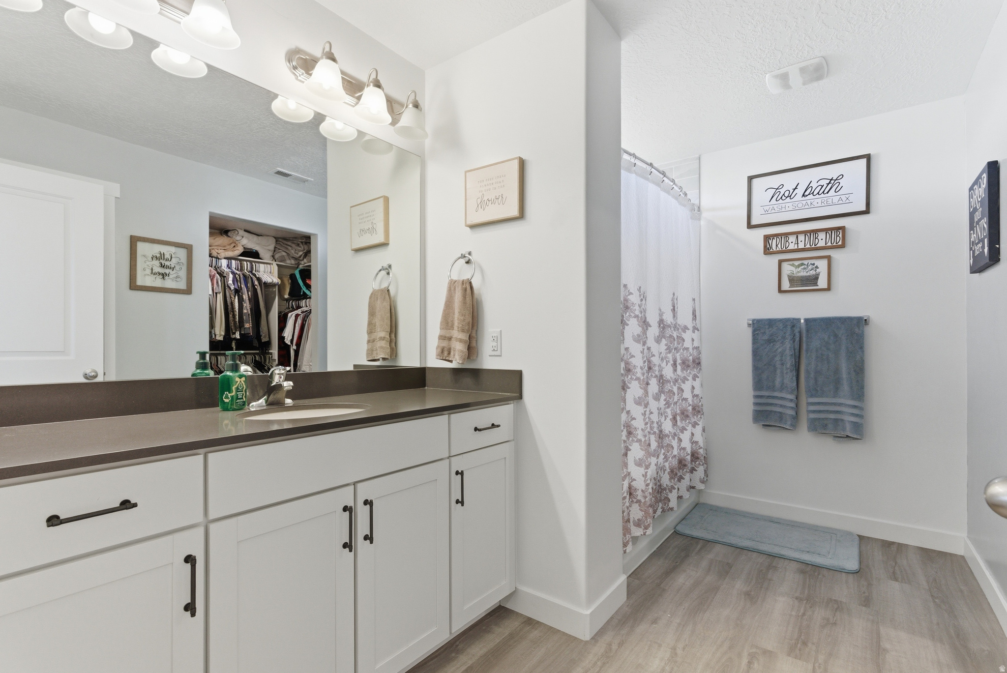 FOOTHILL VILLAGE - Residential