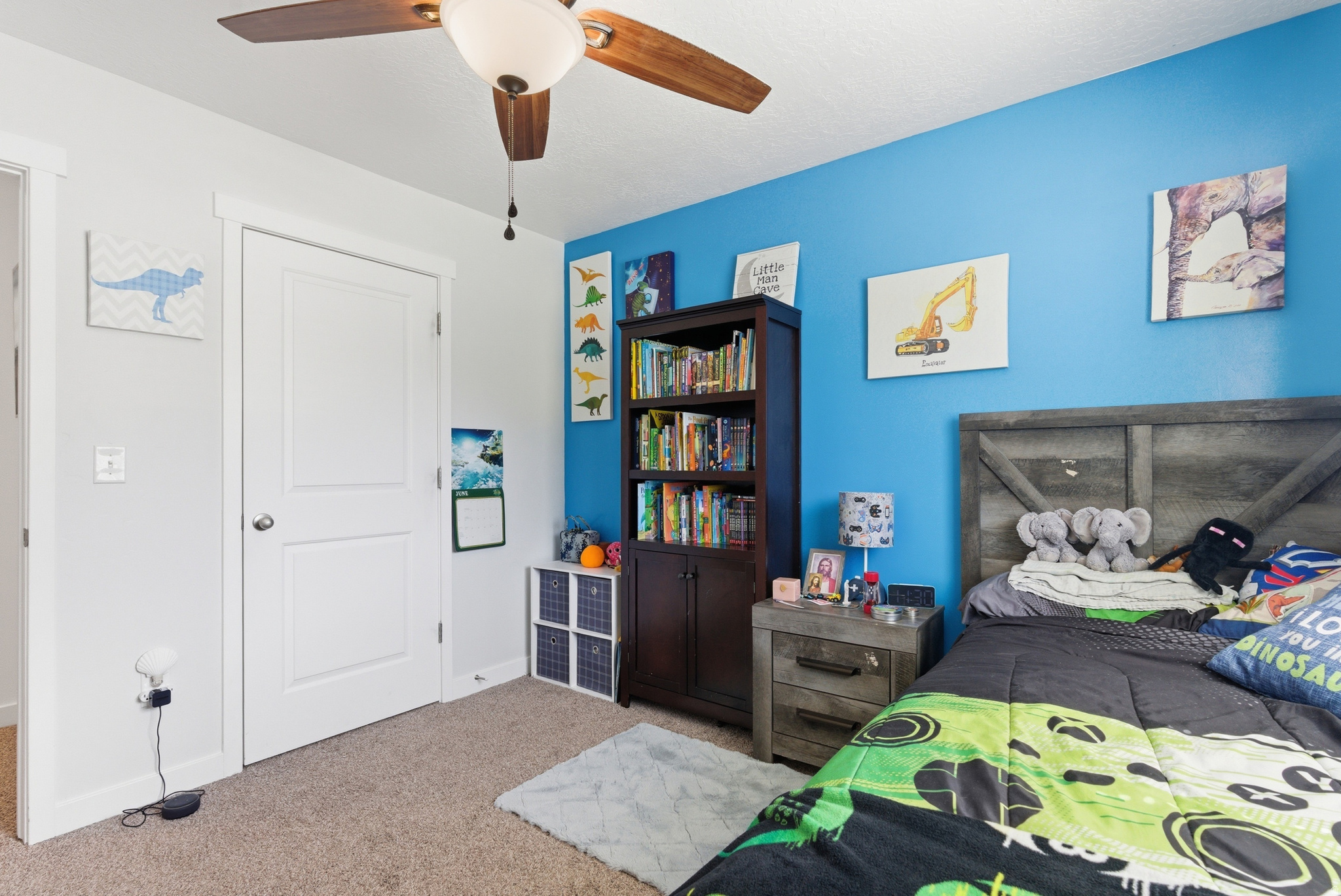 FOOTHILL VILLAGE - Residential