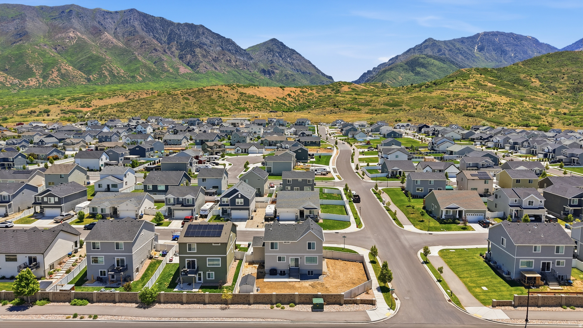 FOOTHILL VILLAGE - Residential
