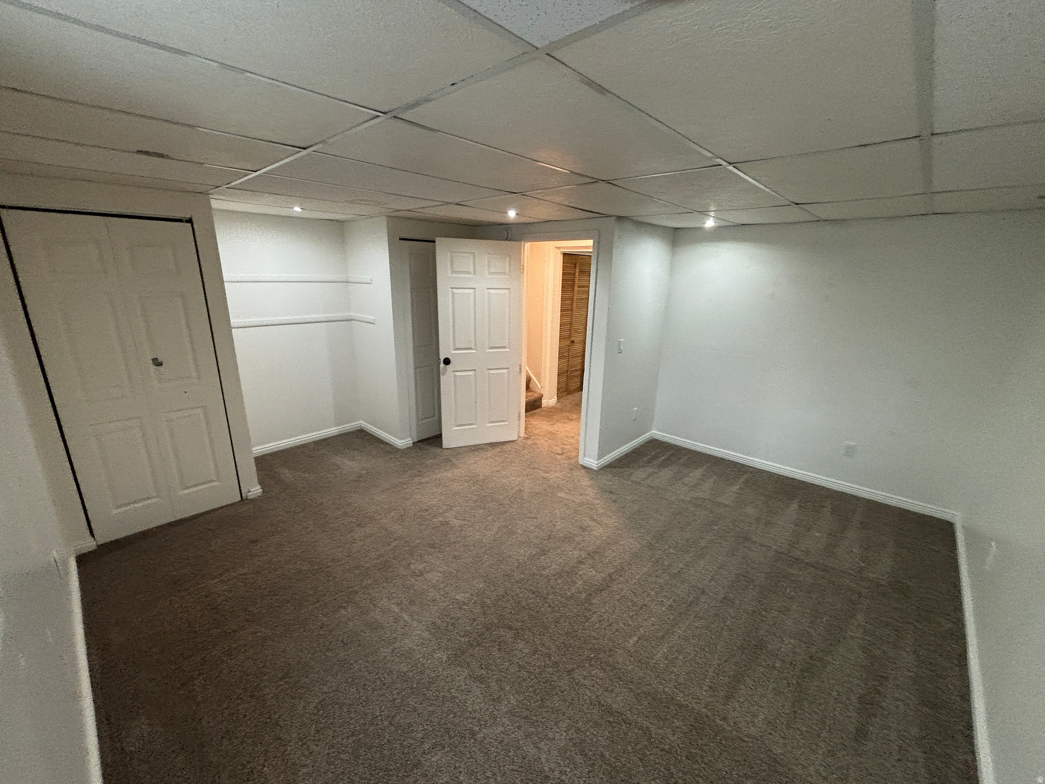 VISTA LAKE - Residential Lease