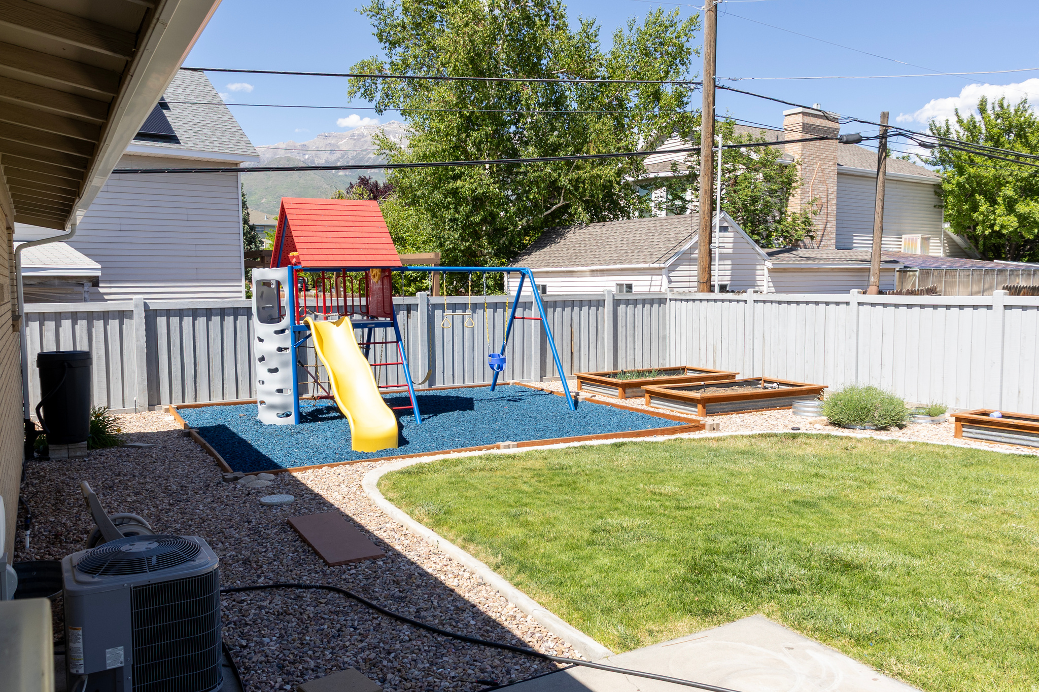 ROYAL OAKS - Residential