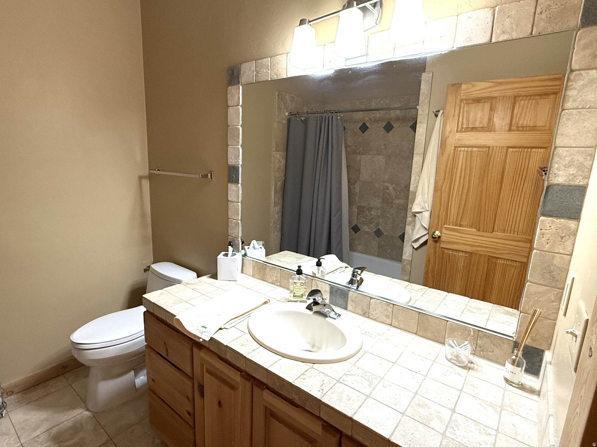 CROSS COUNTRY CONDO - Residential