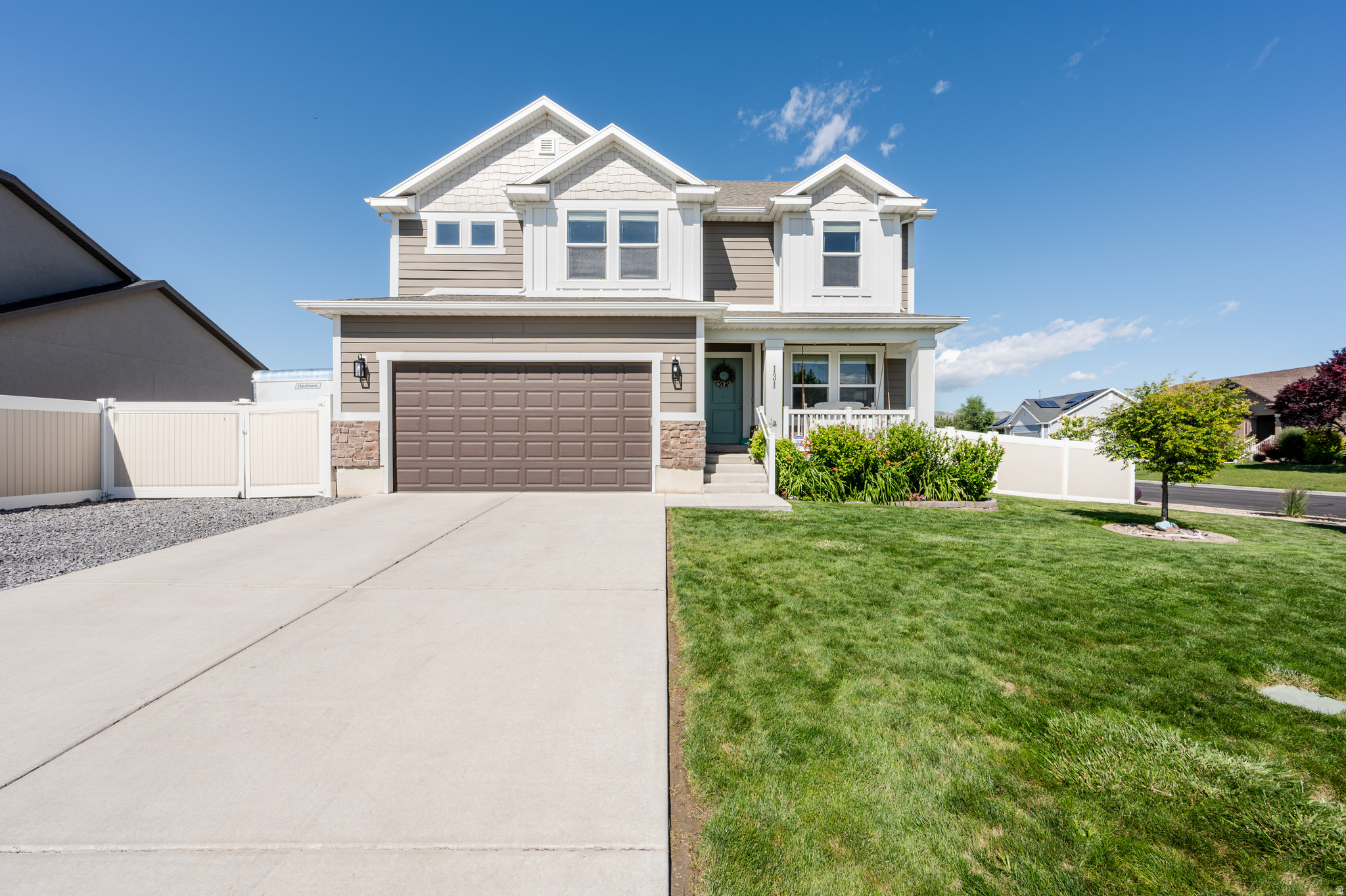 LARSON FARMS - Residential