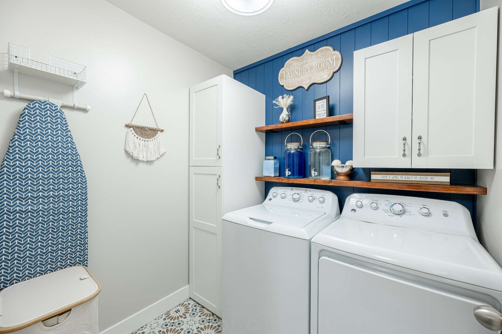 LARSON FARMS - Residential