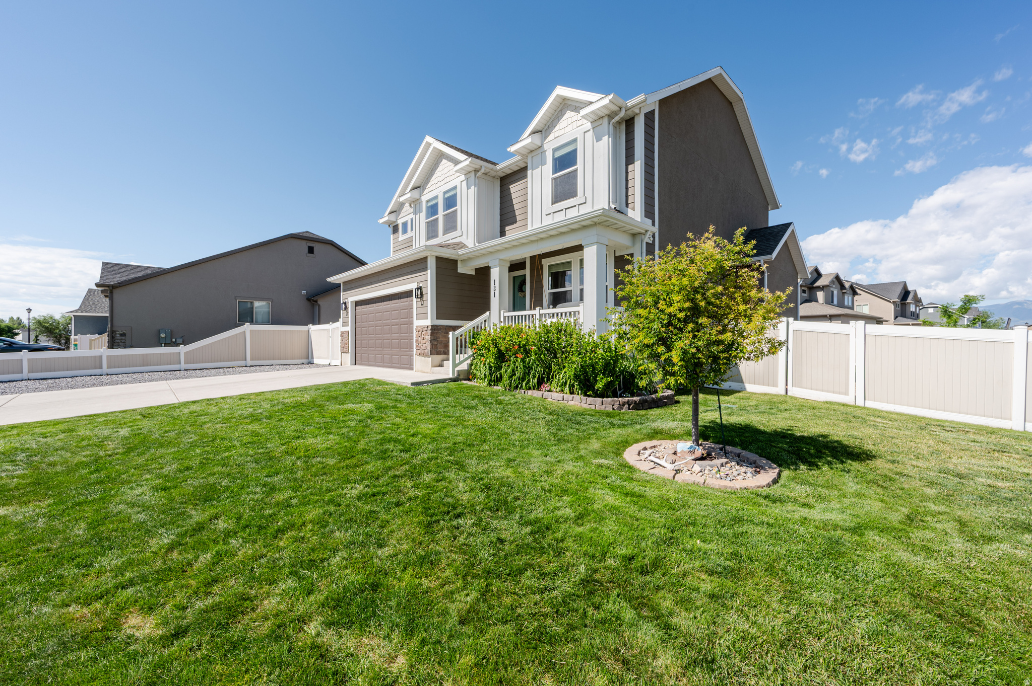 LARSON FARMS - Residential