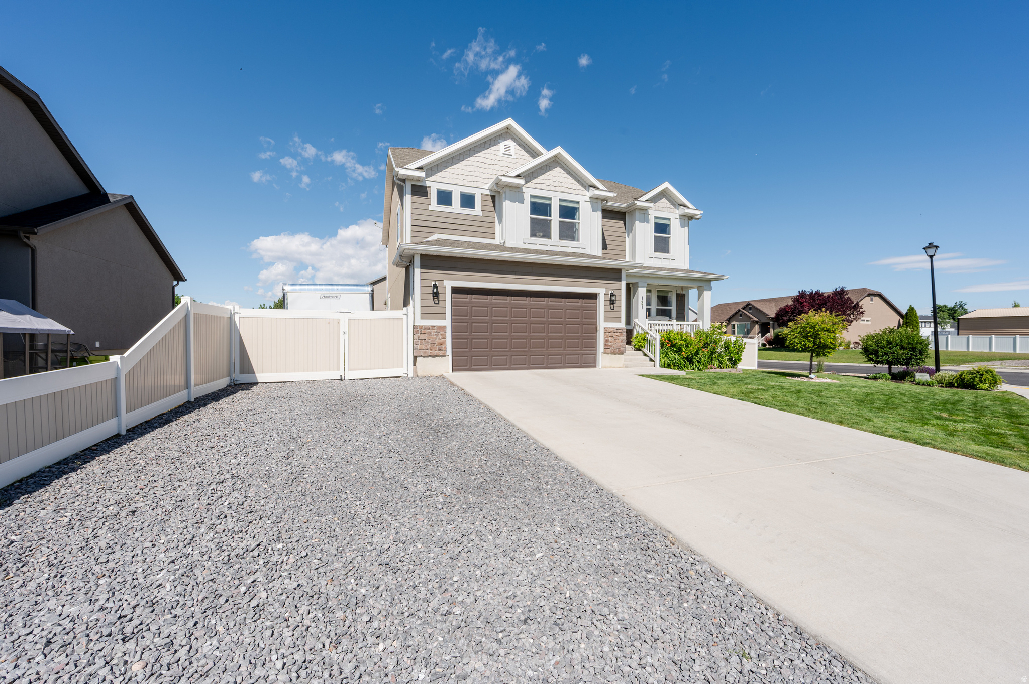 LARSON FARMS - Residential