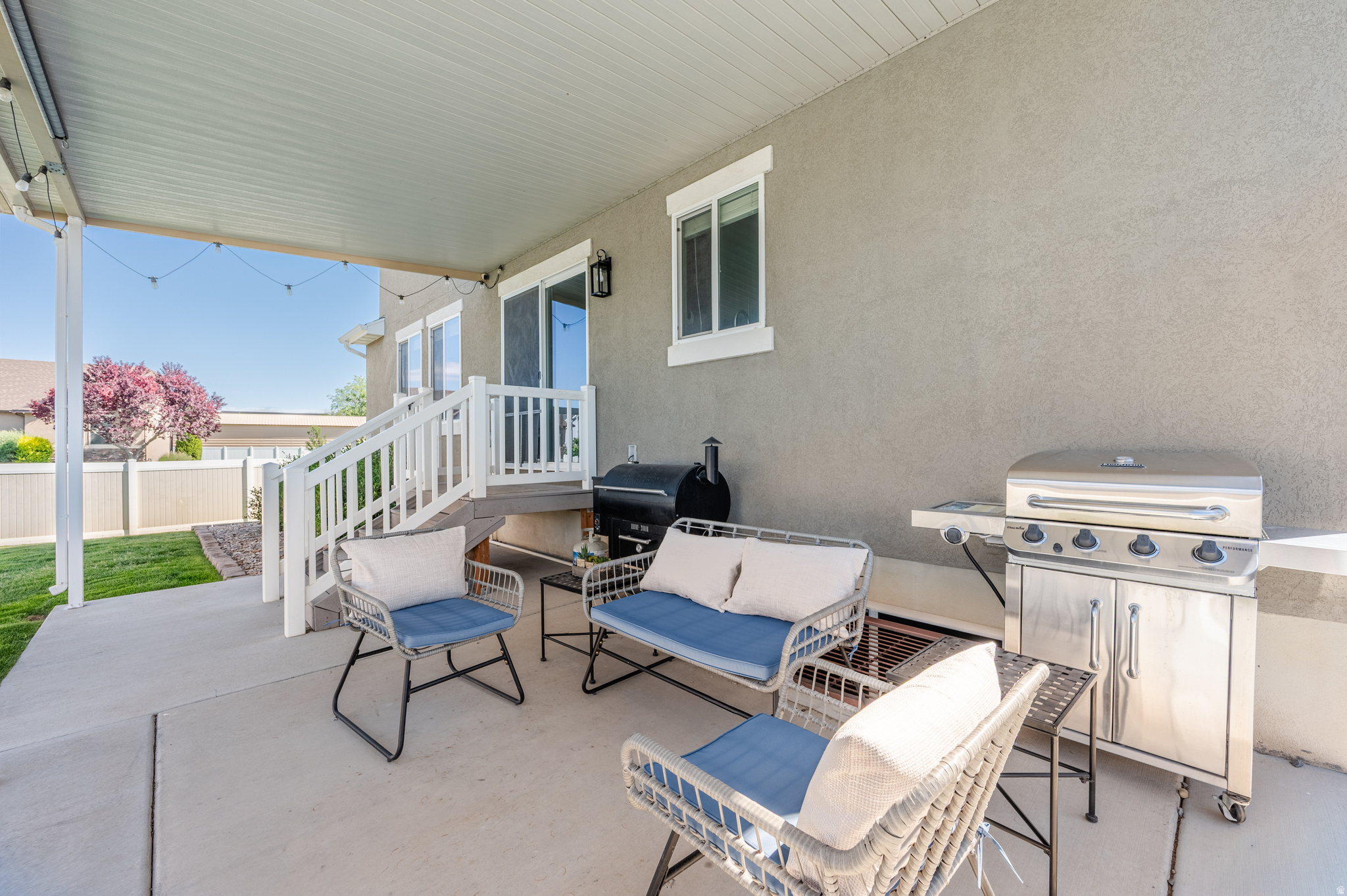 LARSON FARMS - Residential