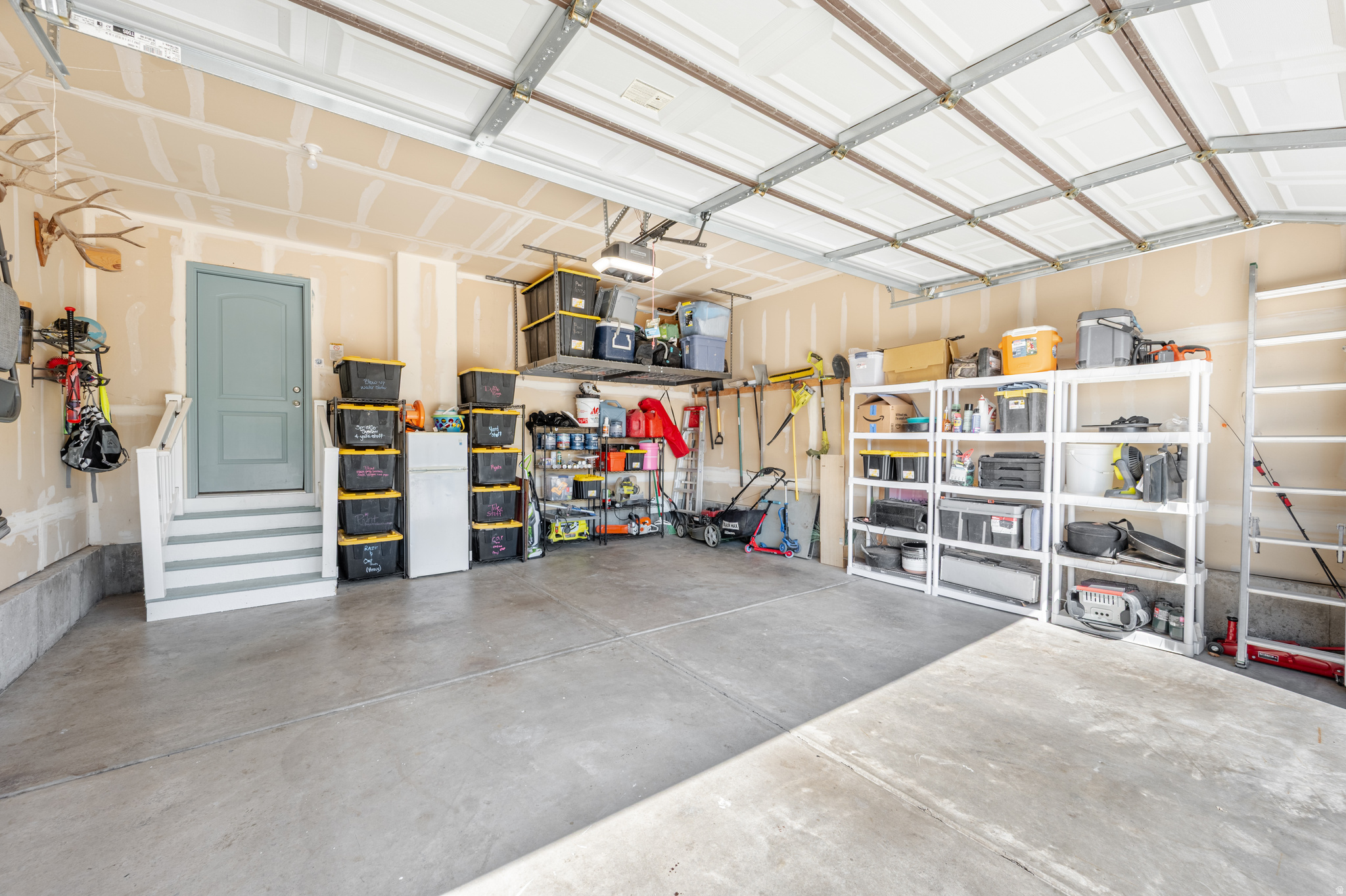 LARSON FARMS - Residential