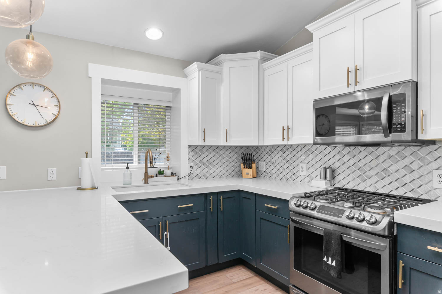 RAVENWOOD - Residential