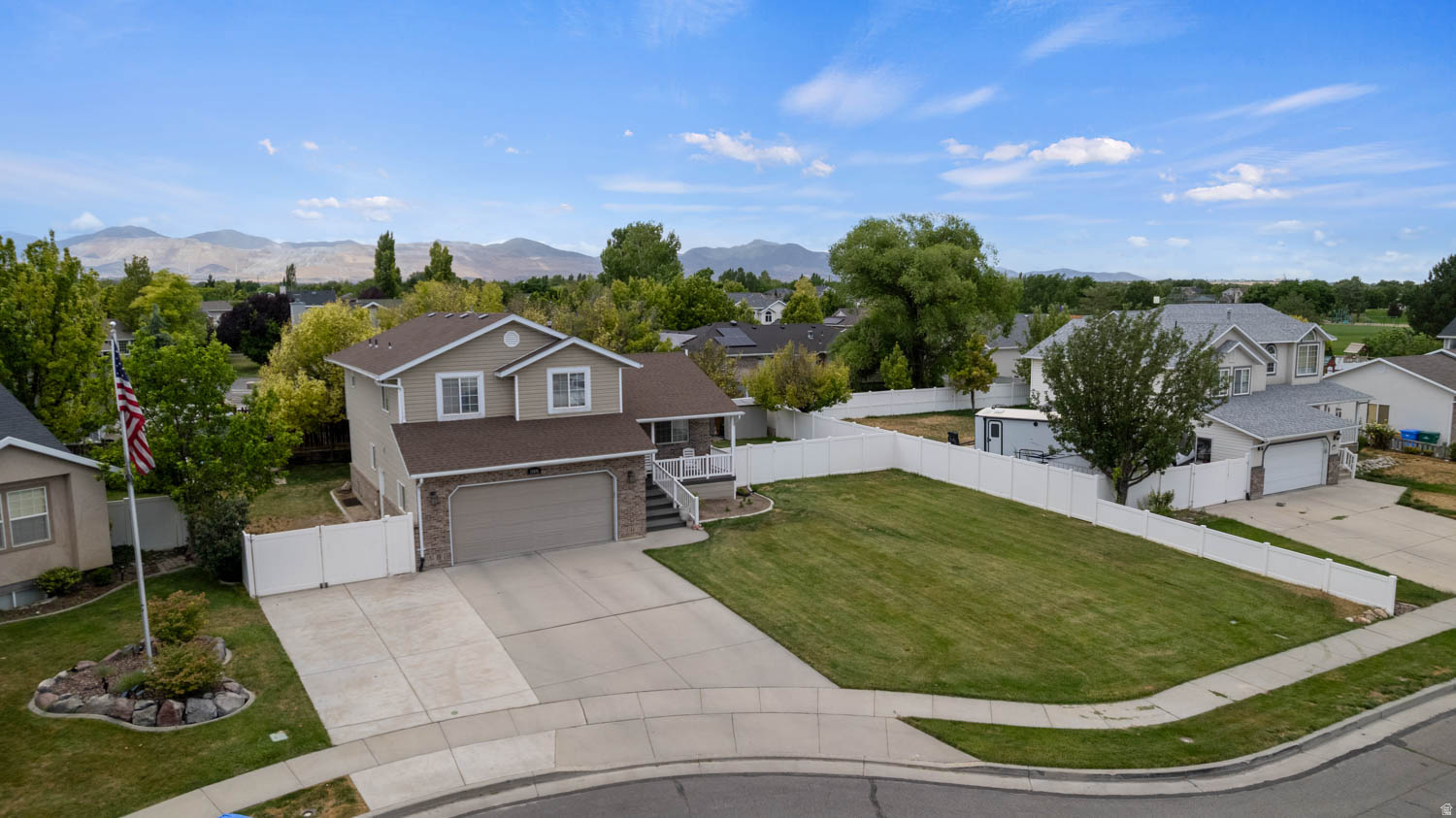 RAVENWOOD - Residential