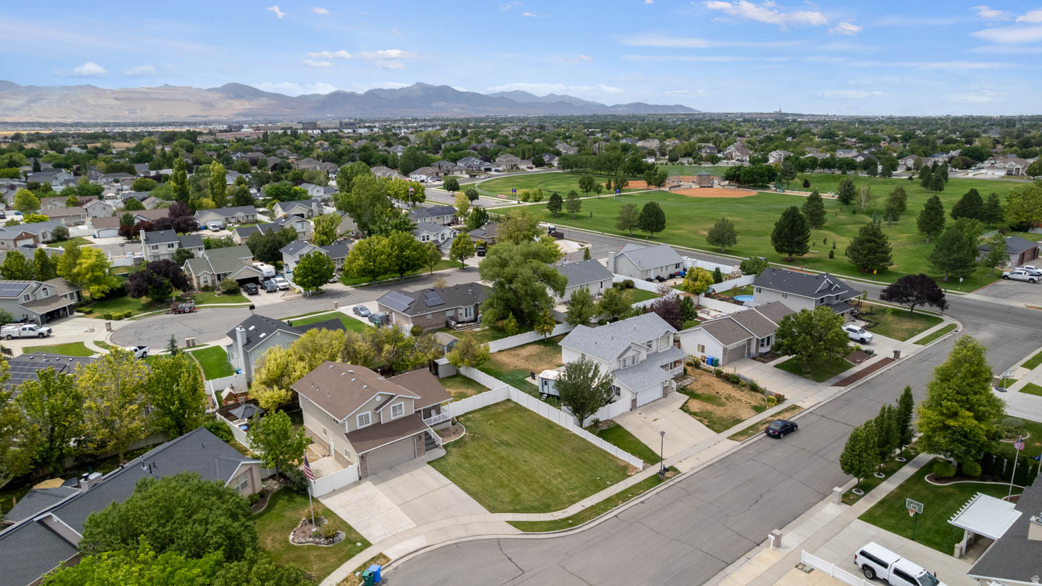 RAVENWOOD - Residential