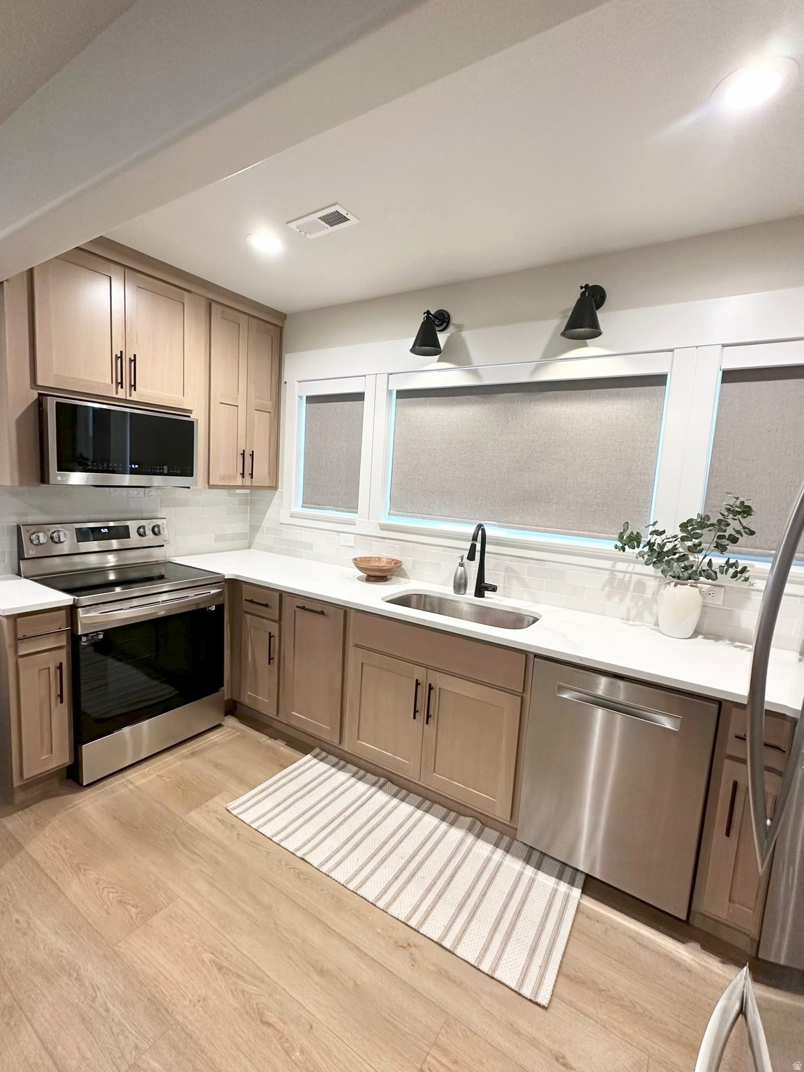 COTTONWOOD MEADOWS - Residential