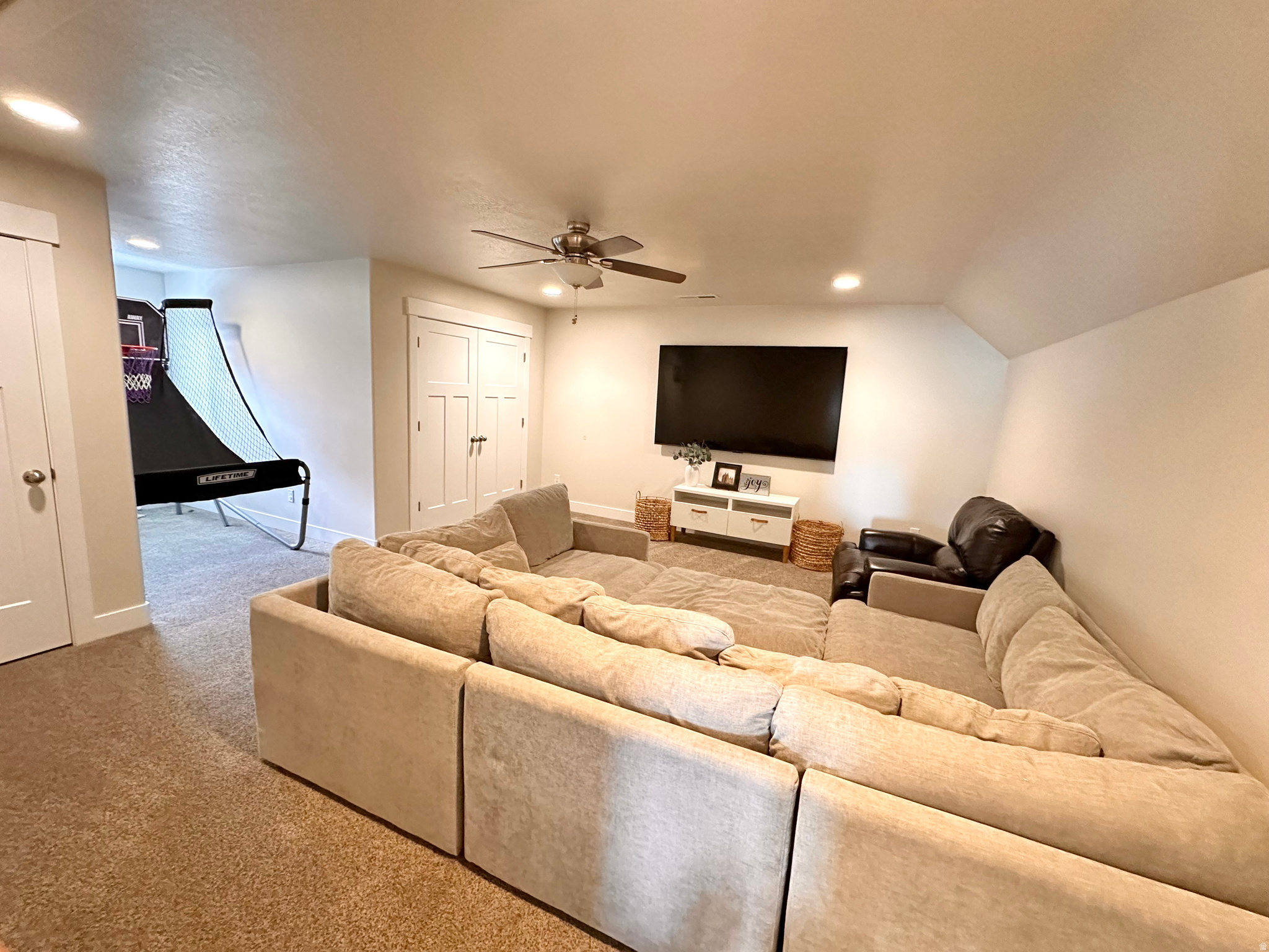 COTTONWOOD MEADOWS - Residential