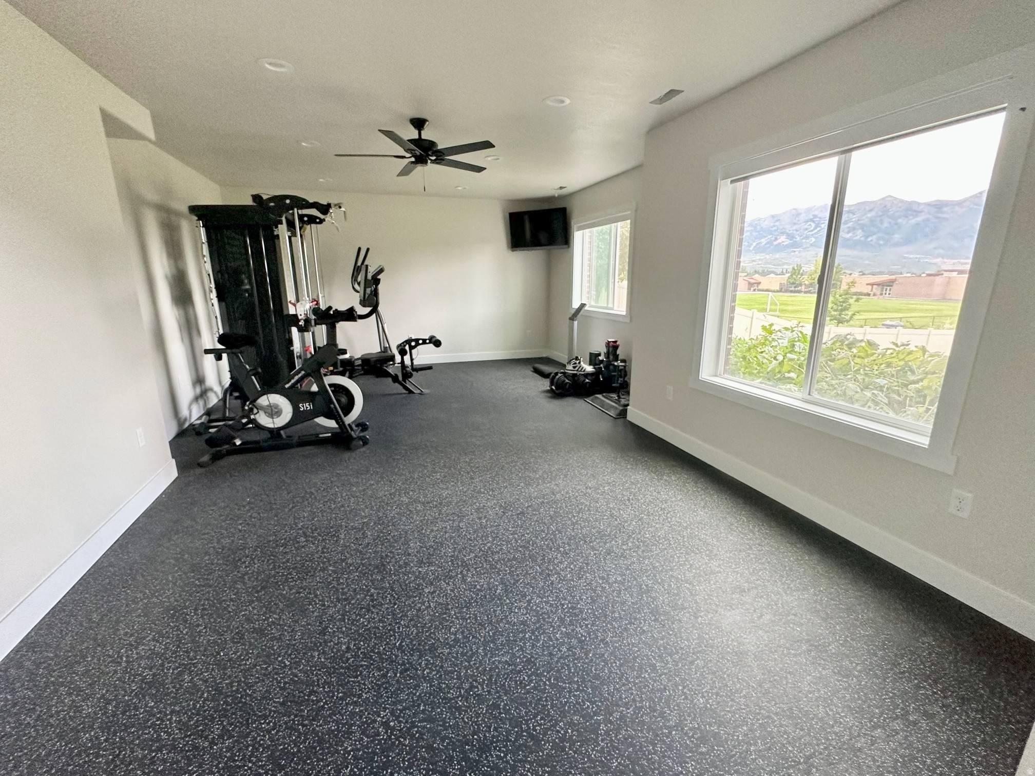 COTTONWOOD MEADOWS - Residential
