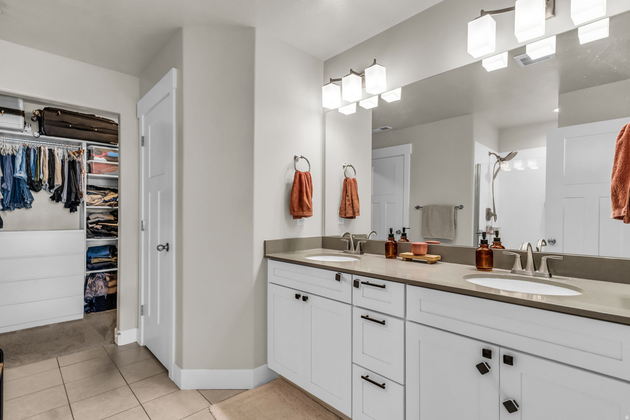 BRINGHURST STATION - Residential