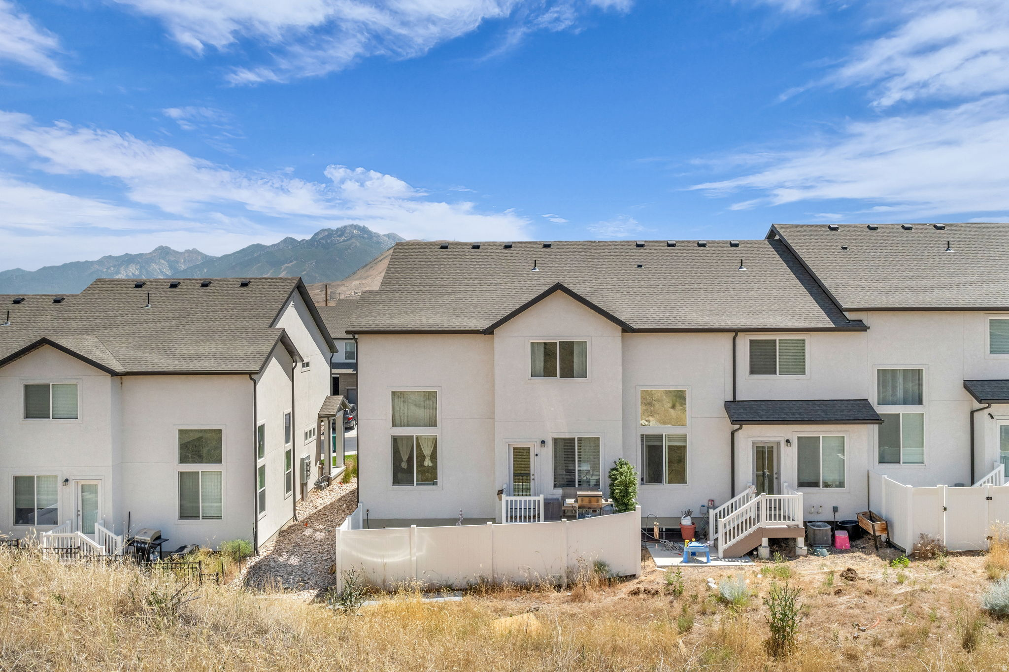 BRINGHURST STATION - Residential