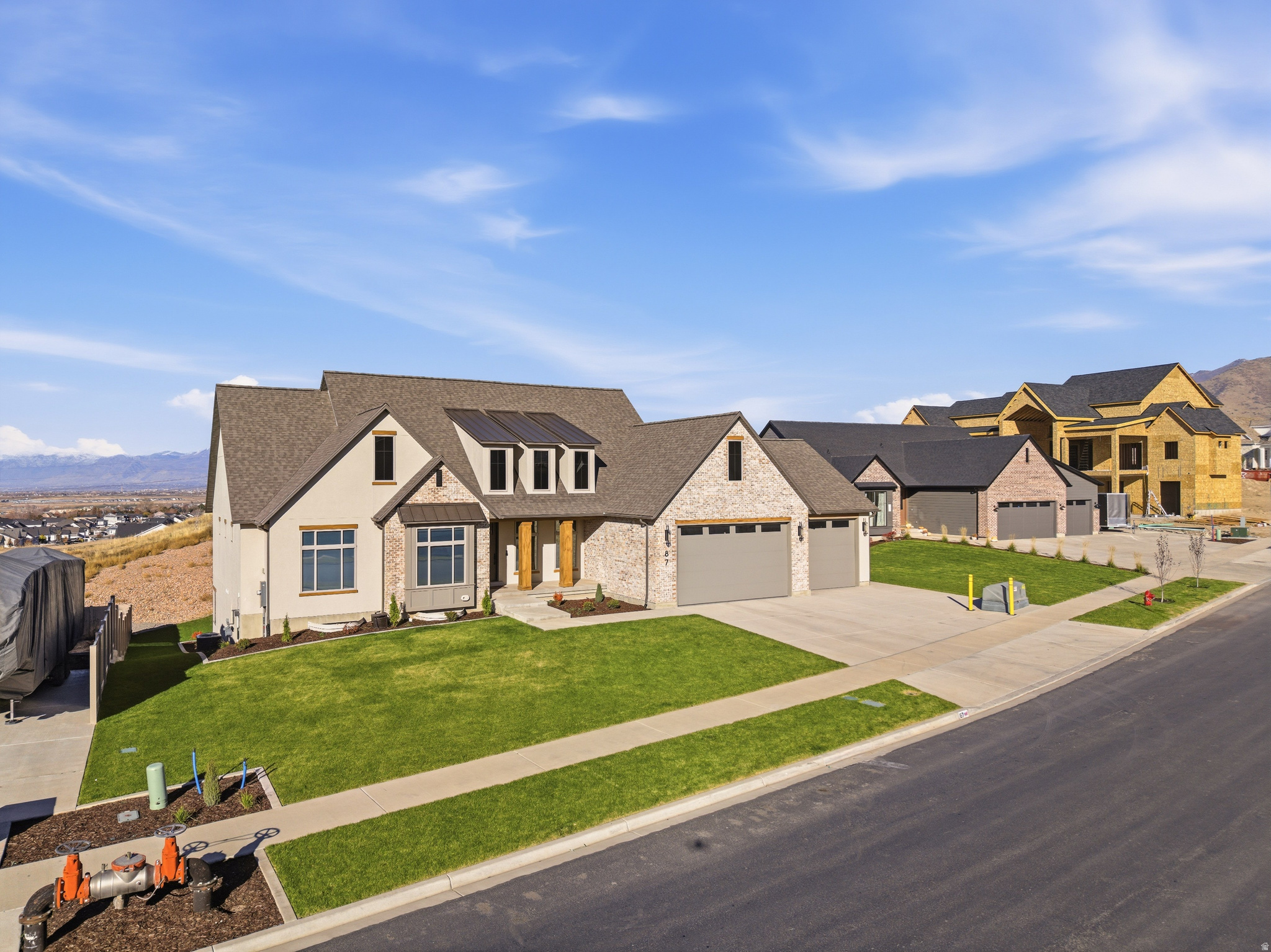RIDGE - Residential