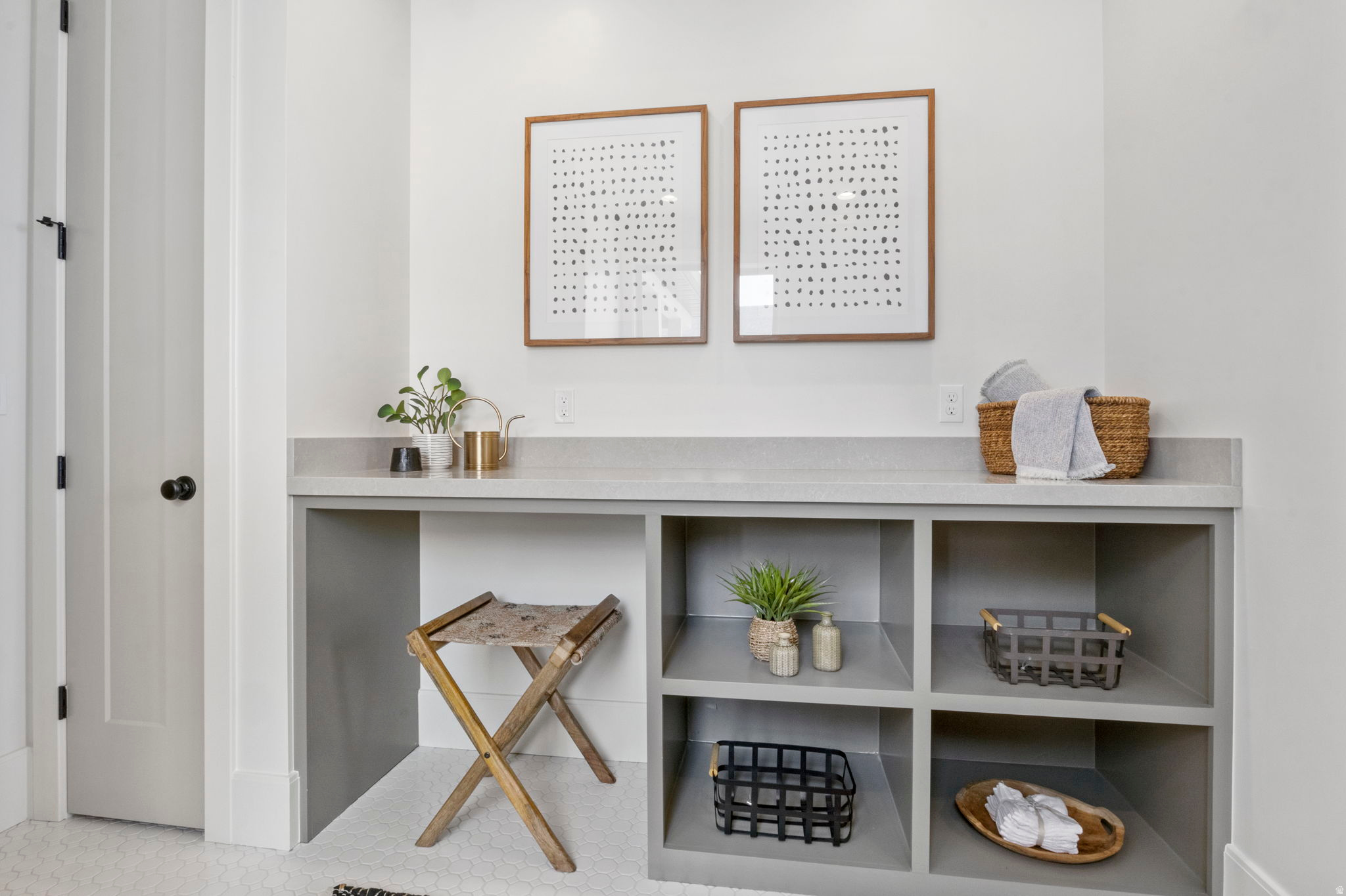 RIDGE - Residential