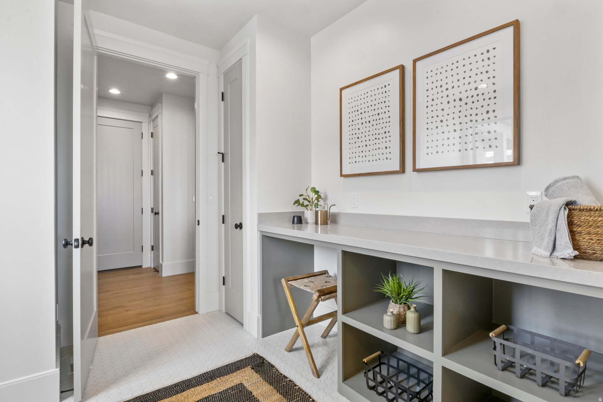 RIDGE - Residential