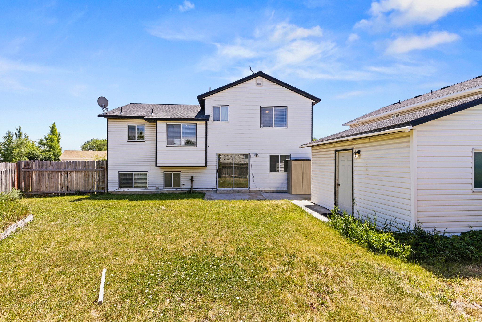 ALAND OF HONEY - Residential