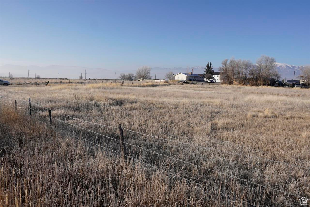 Perfect lot ready for your new build! Three lots available. .14 acre each.  Within city limits, connect to city utilities. Partially fenced. For questions call the listing agent! Come see today!