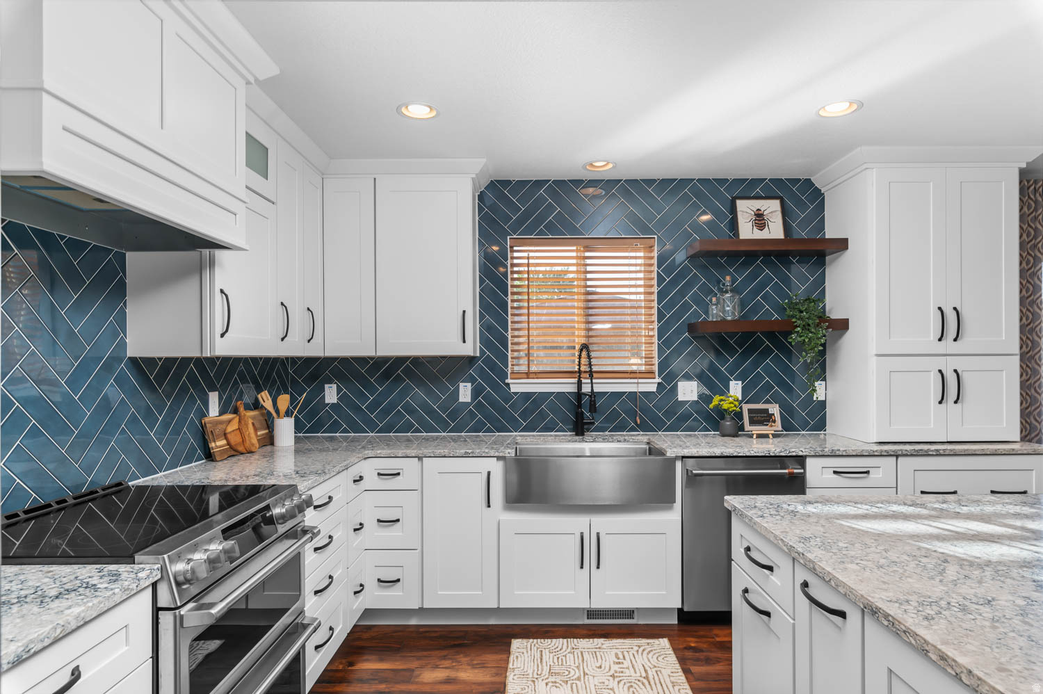 HAMILTON FARMS - Residential