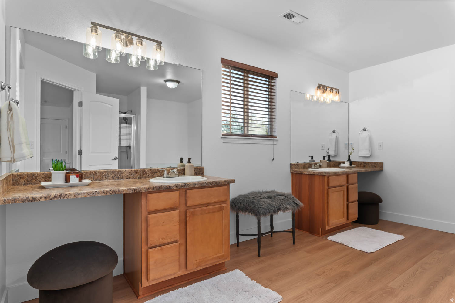 HAMILTON FARMS - Residential
