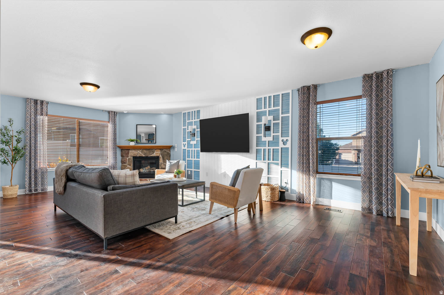 HAMILTON FARMS - Residential