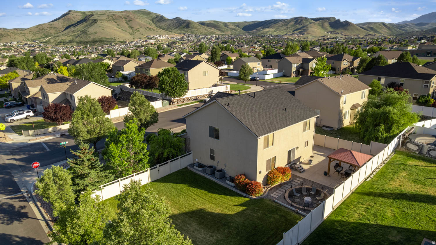 HAMILTON FARMS - Residential