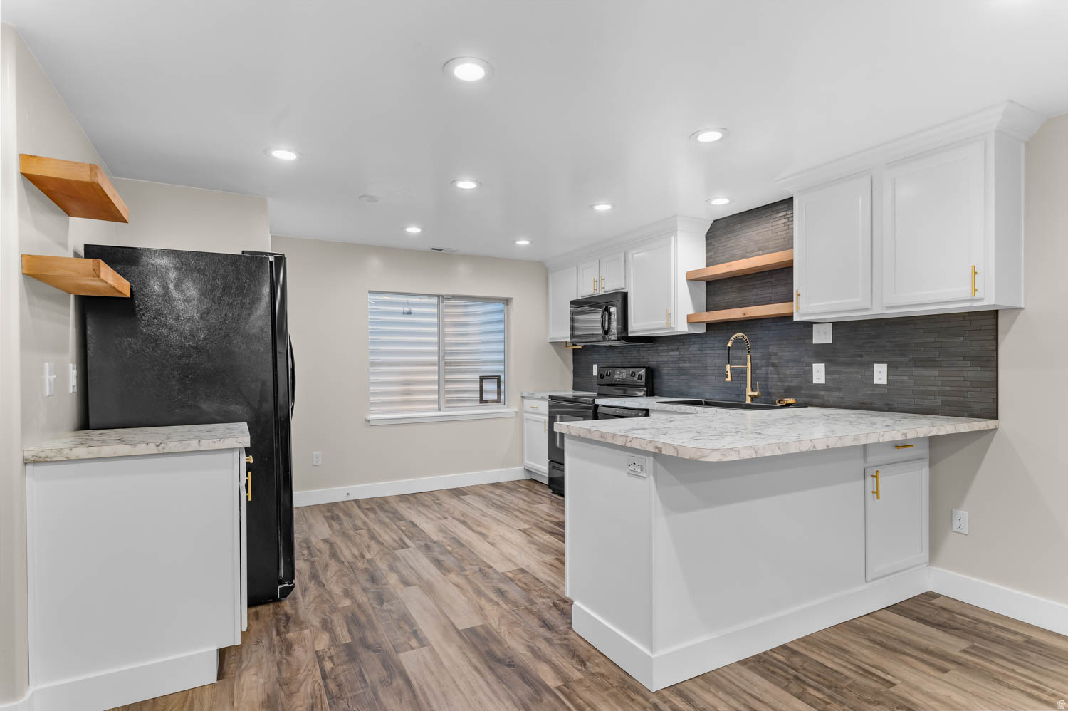 HAMILTON FARMS - Residential