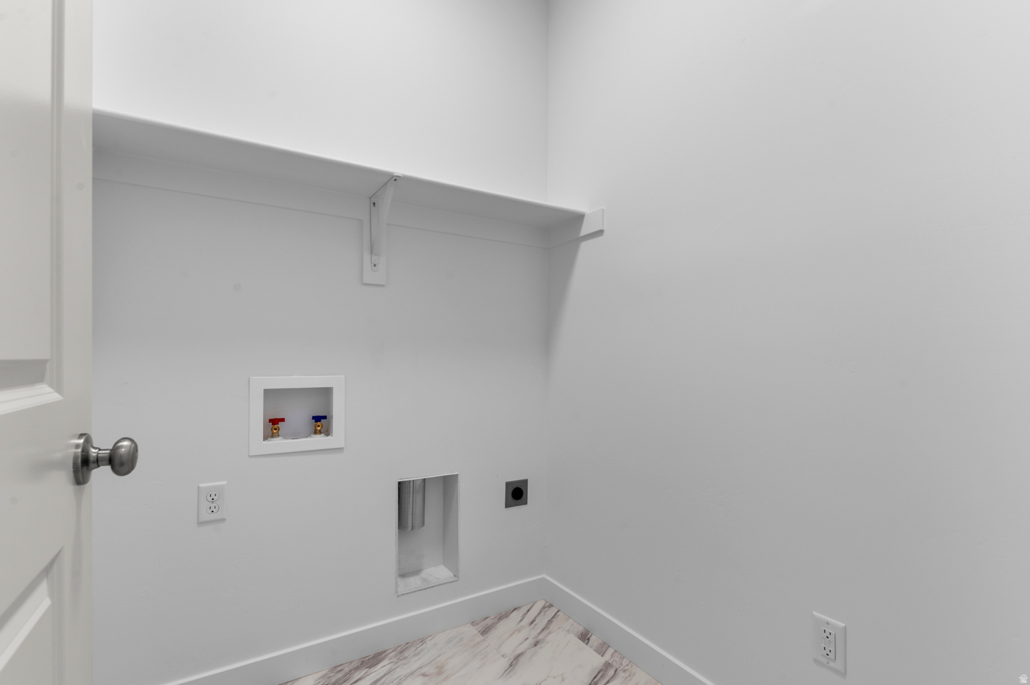 GABLER'S GROVE COTTAGE 601 - Residential