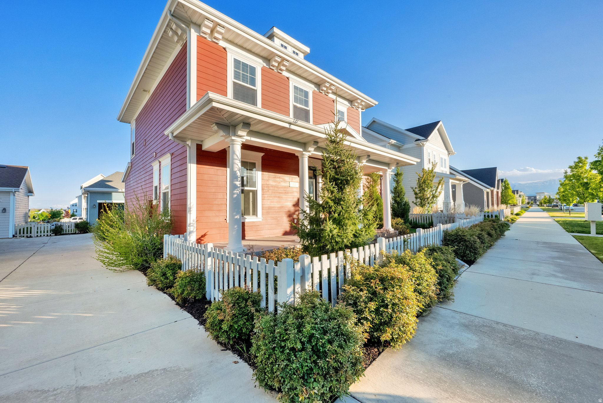 DAYBREAK - Residential Lease