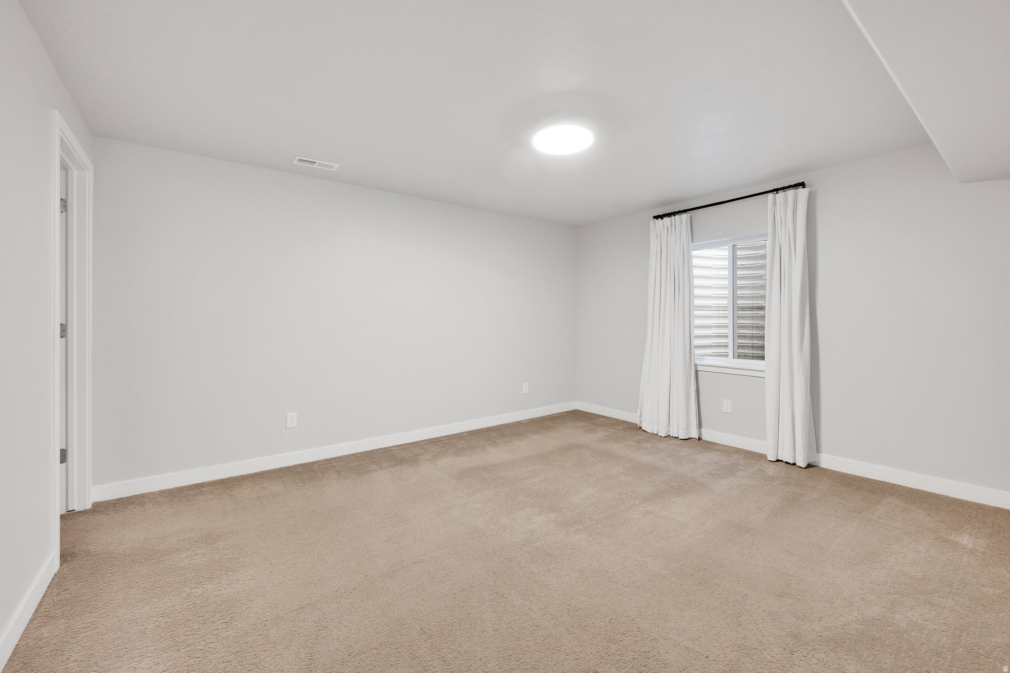 DAYBREAK - Residential Lease