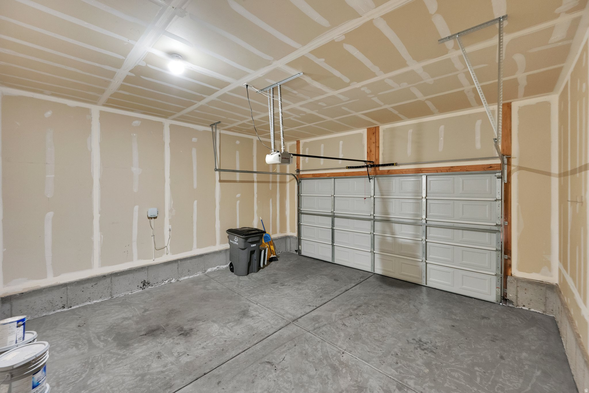 DAYBREAK - Residential Lease