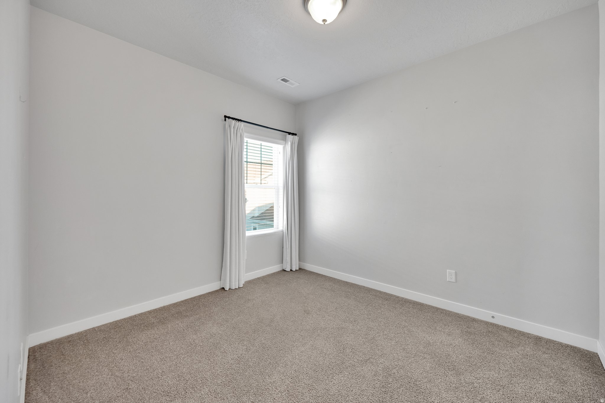 DAYBREAK - Residential Lease